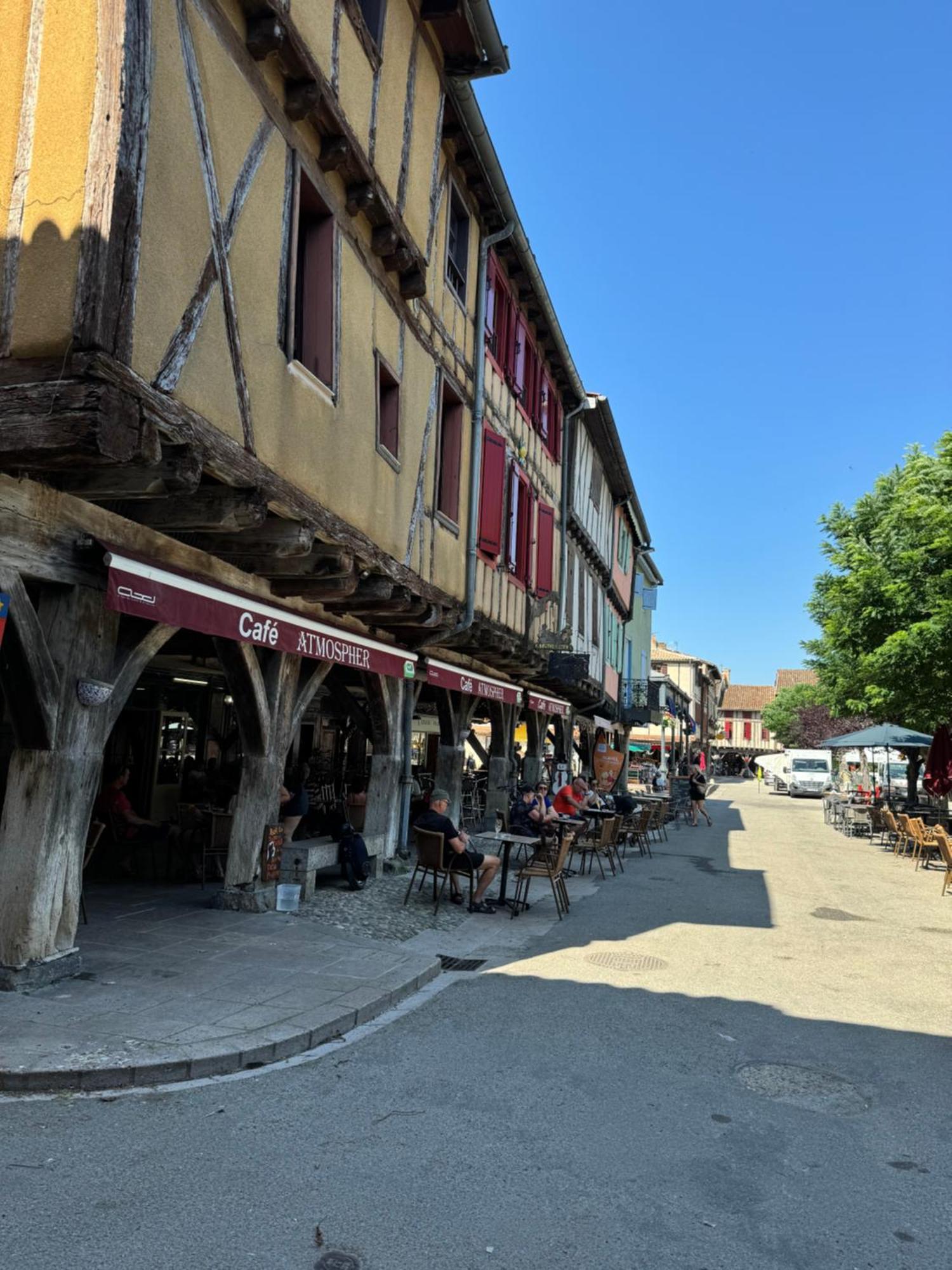 Marc 09500 Hotel Mirepoix  Exterior photo