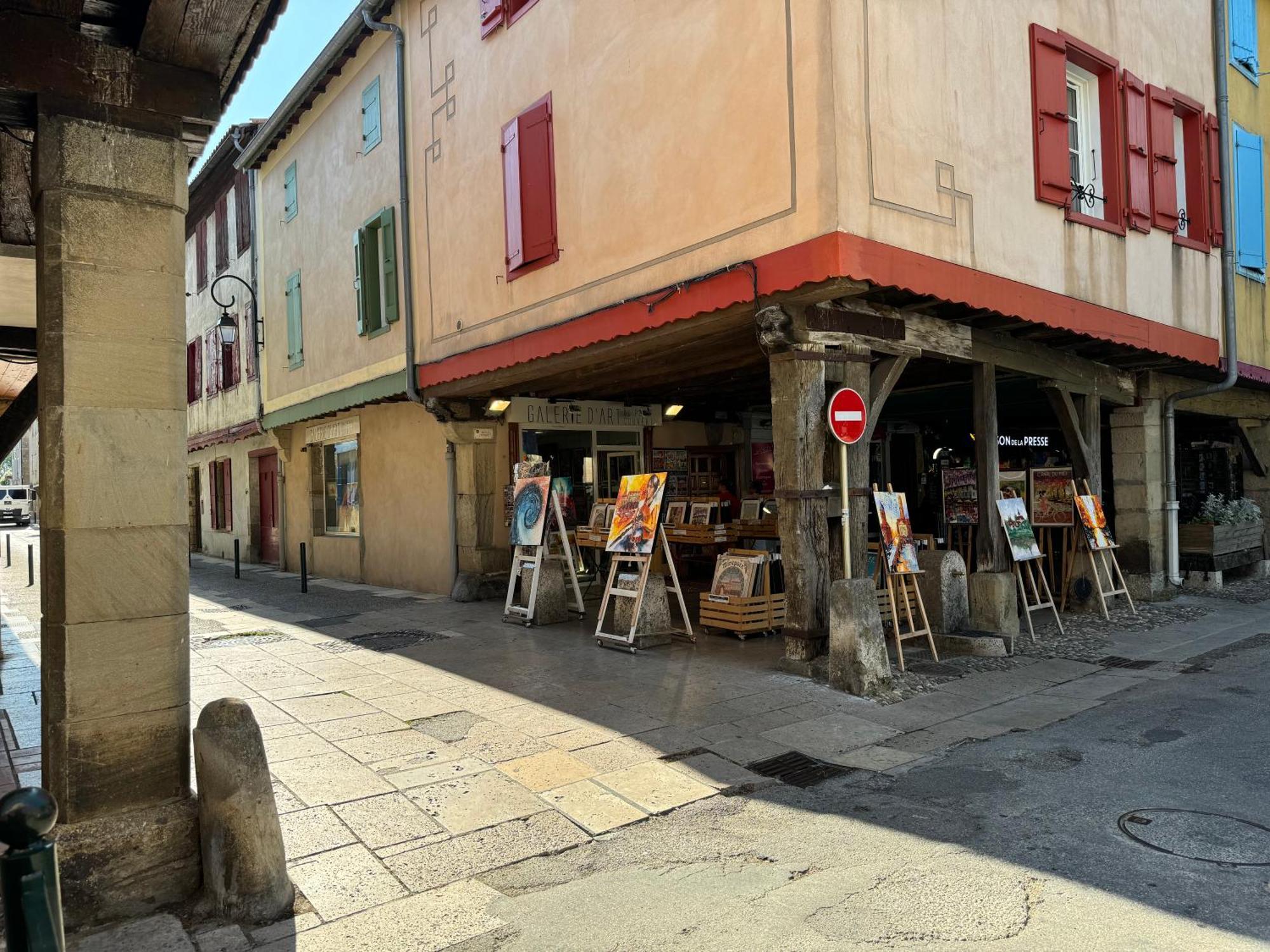 Marc 09500 Hotel Mirepoix  Exterior photo