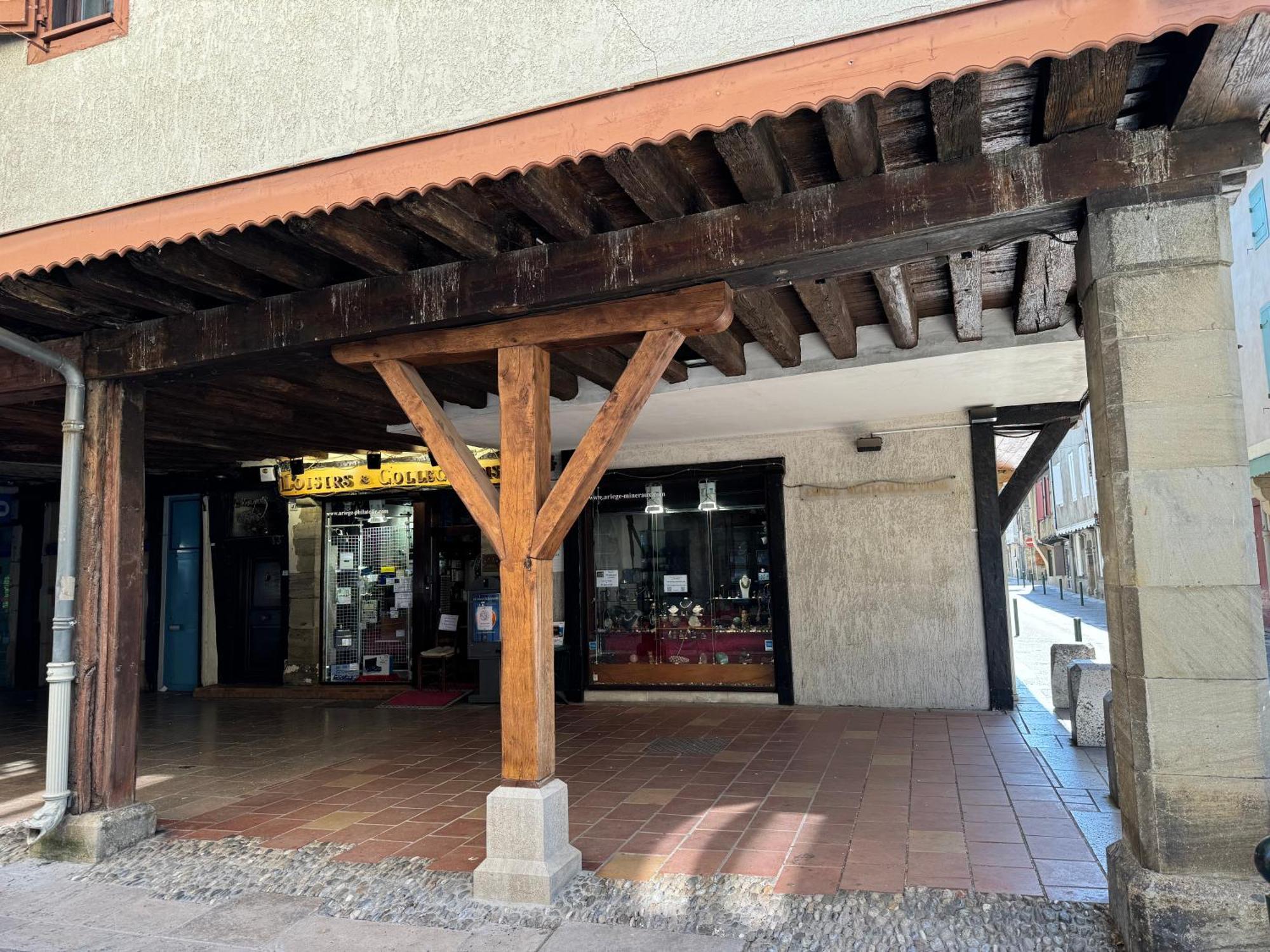 Marc 09500 Hotel Mirepoix  Exterior photo